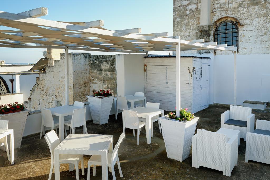 Alojamento de Acomodação e Pequeno-almoço Dimora Muzio And Restaurant 2*