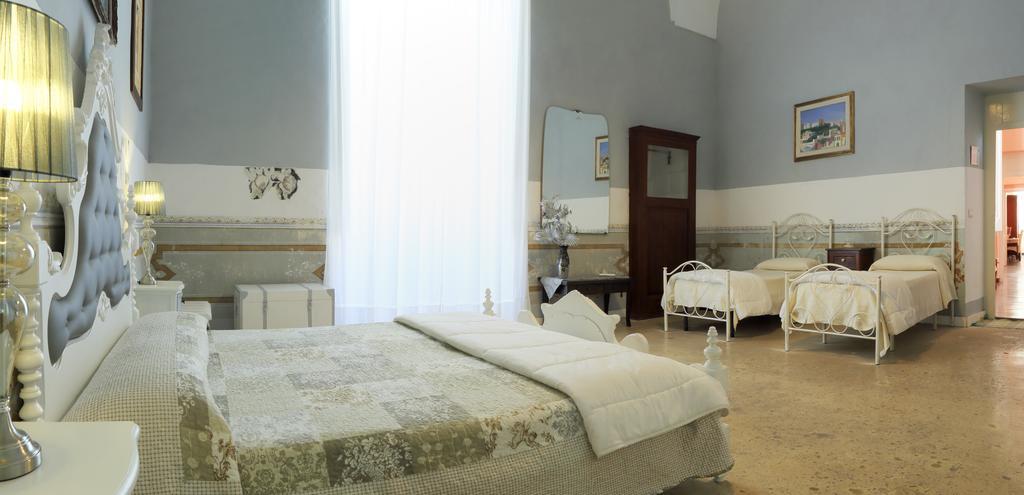 Bed & Breakfast Dimora Muzio And Restaurant Gallipoli
